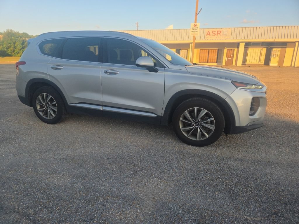Used 2019 Hyundai Santa Fe SEL FWD image 18