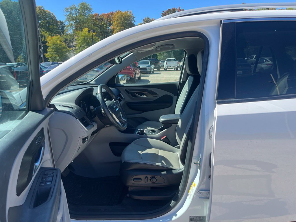 Used 2023 GMC Terrain SLT FWD image 20