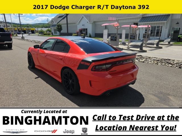 Used 2017 Dodge Charger R/T RWD image 5
