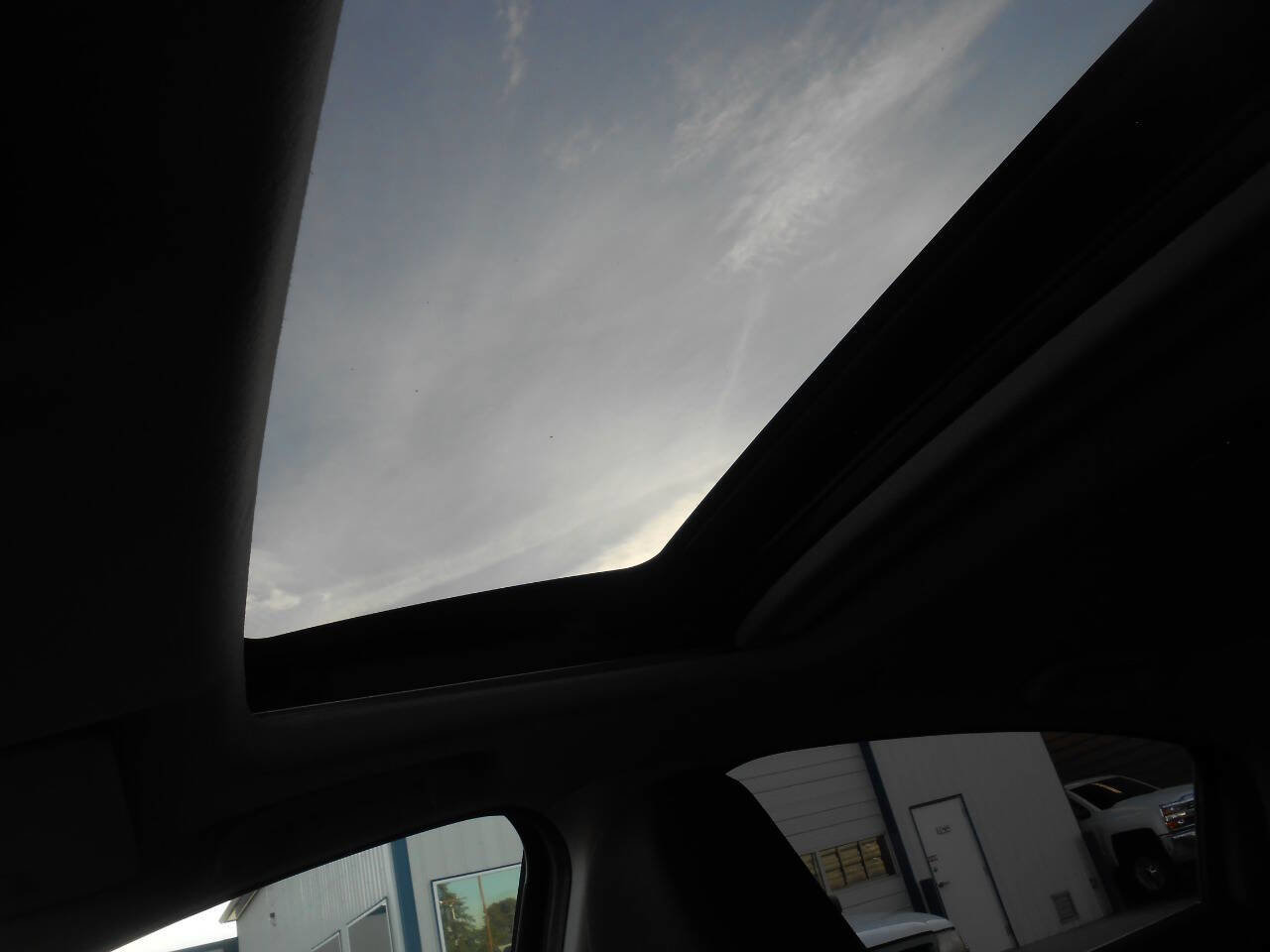 Used 2017 Honda HR-V EX image 15