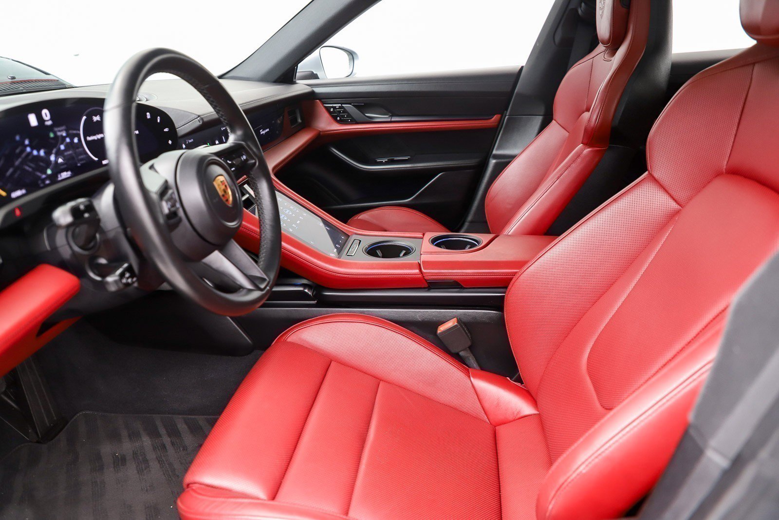 Used 2020 Porsche Taycan 4S AWD/4WD image 33