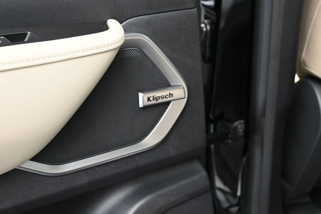 New 2026 Nissan Armada Platinum AWD/4WD image 12