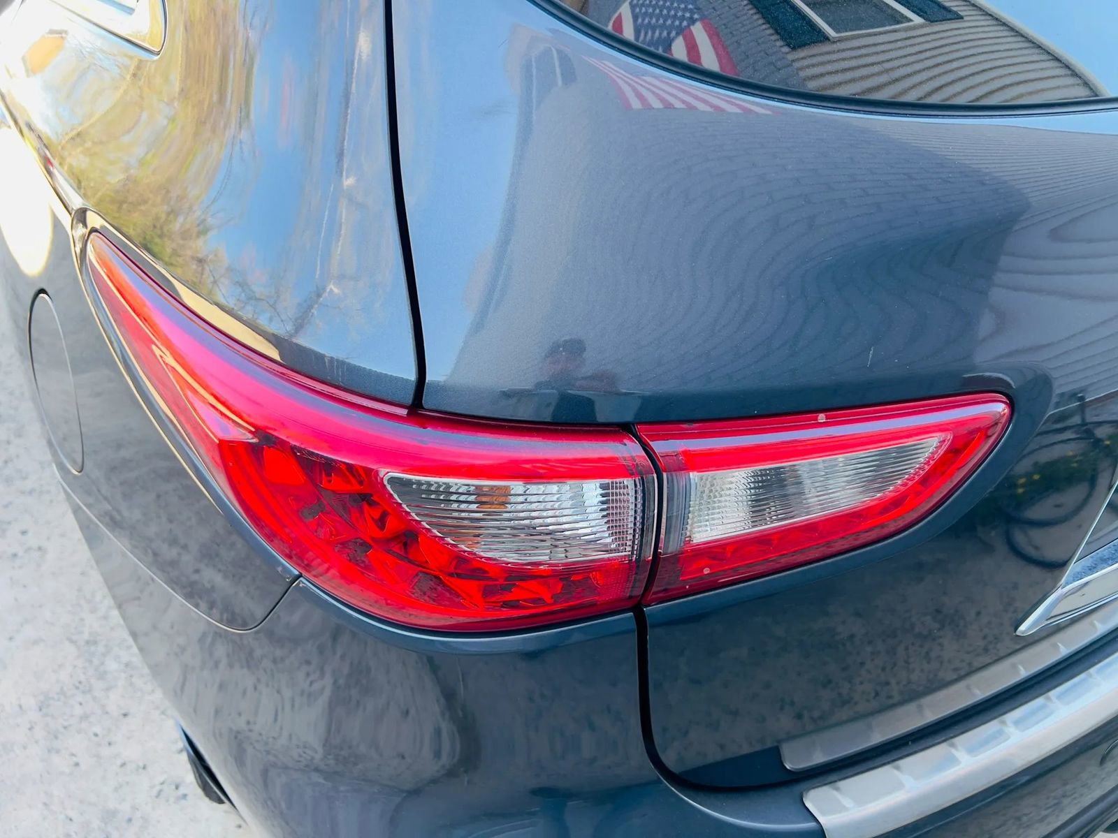 Used 2014 INFINITI QX60 AWD w/ Deluxe Touring Package image 7