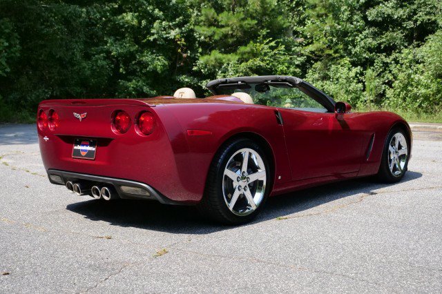 Used 2007 Chevrolet Corvette Convertible w/ Preferred Equipment Group RWD image 49