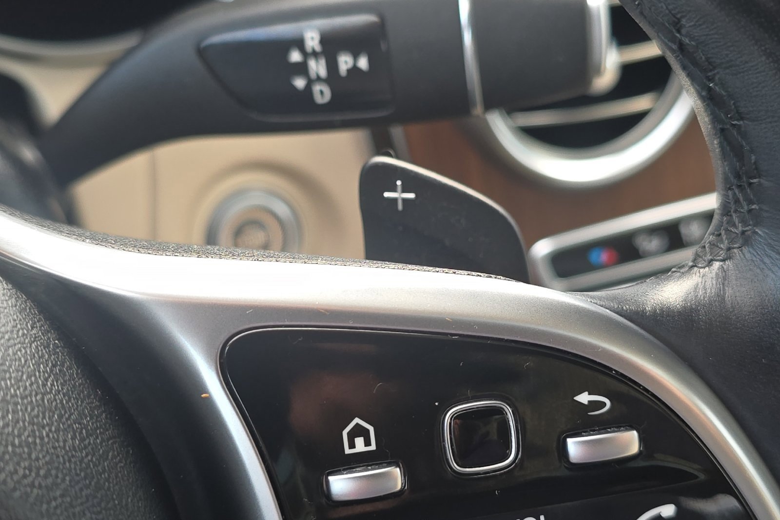 Used 2022 Mercedes-Benz GLC 300 4MATIC image 38