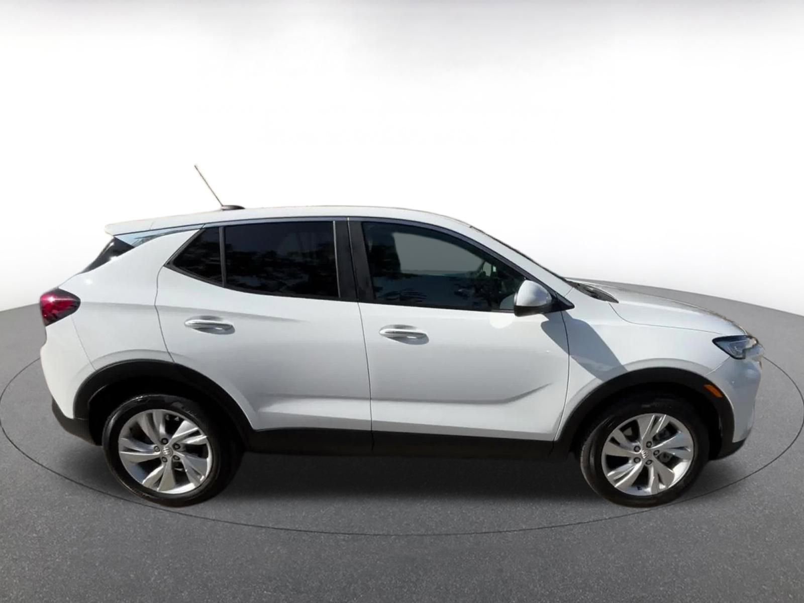 Used 2025 Buick Encore GX Preferred image 16