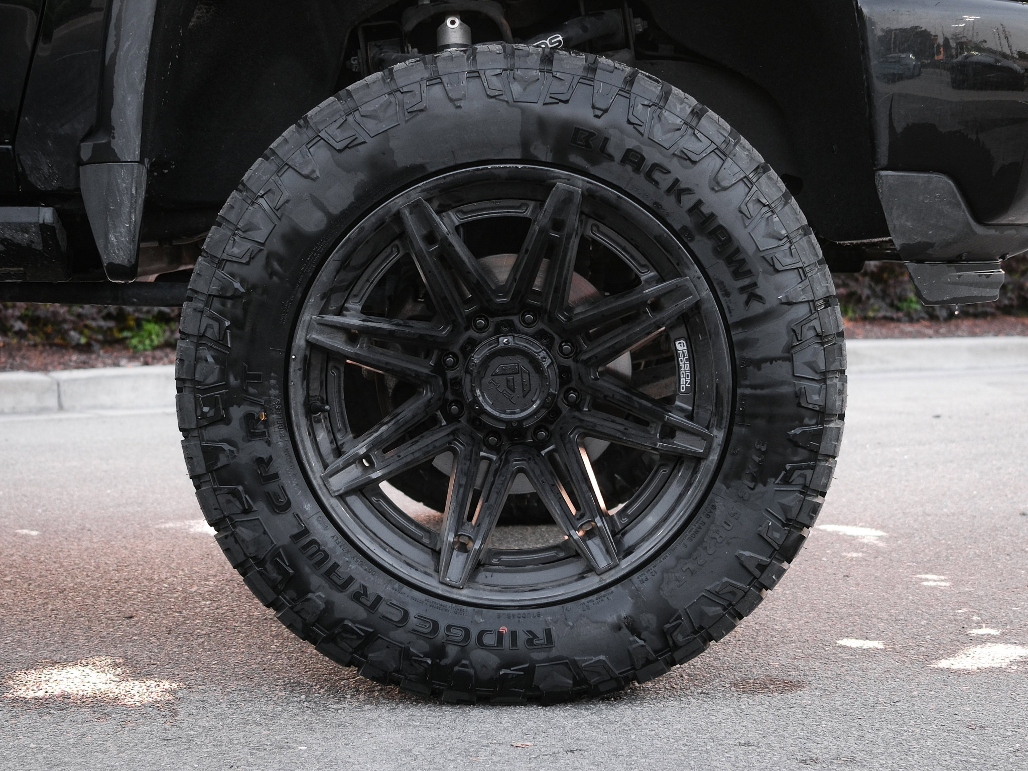 Used 2024 Chevrolet Silverado 3500 High Country w/ High Country Premium Package AWD/4WD image 23