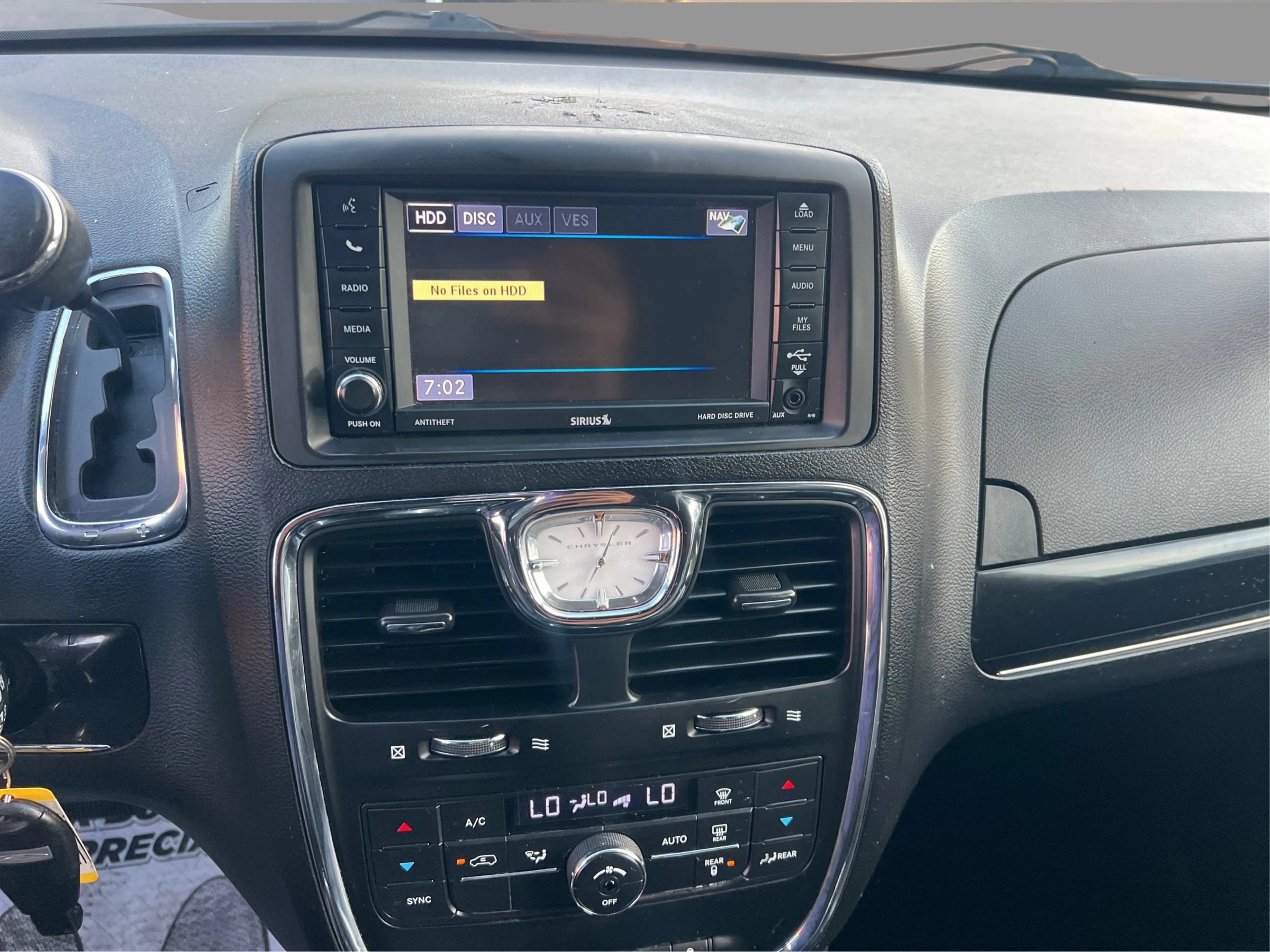 Used 2014 Chrysler Town & Country S FWD image 15