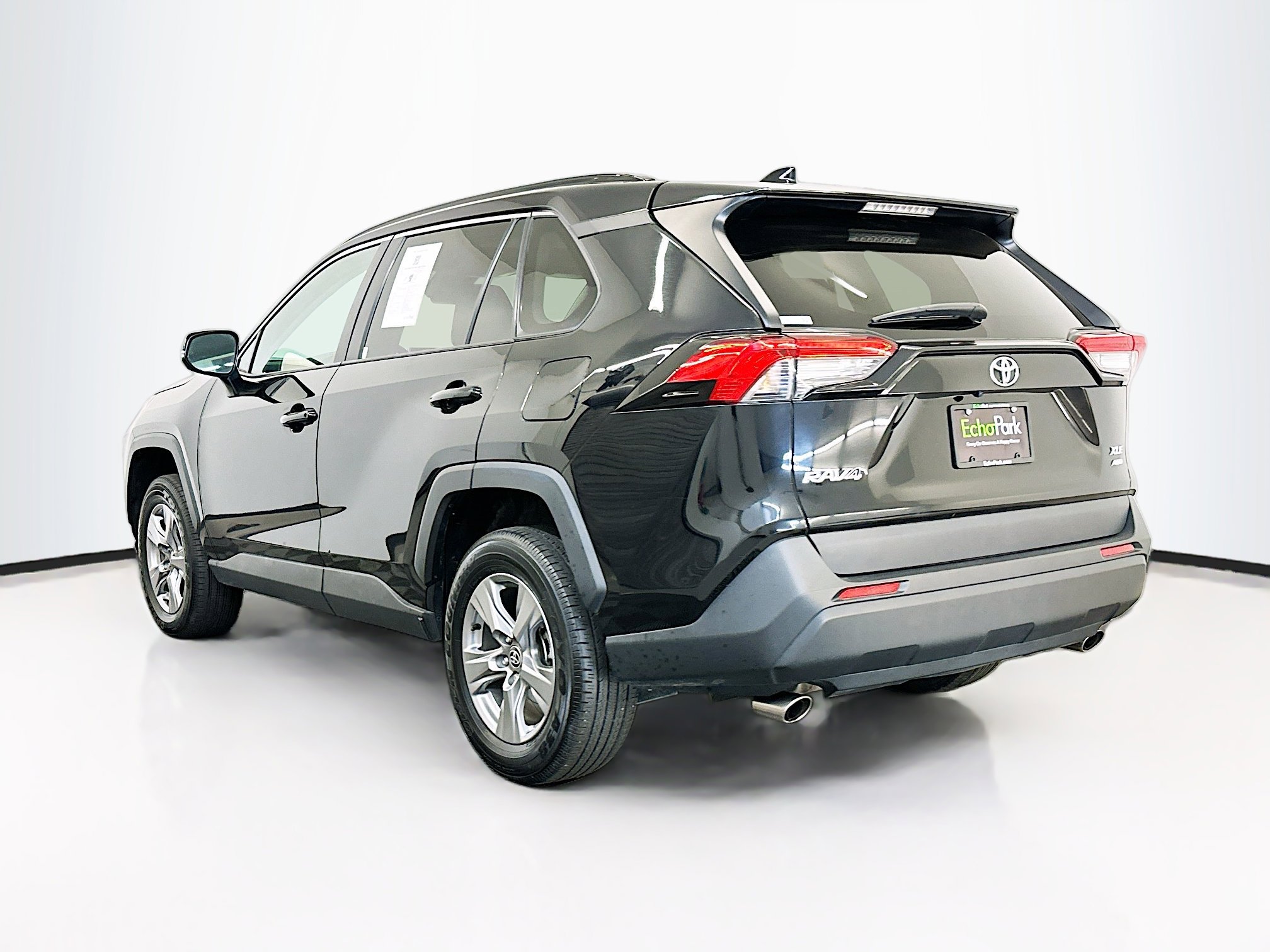 Used 2024 Toyota RAV4 XLE image 5