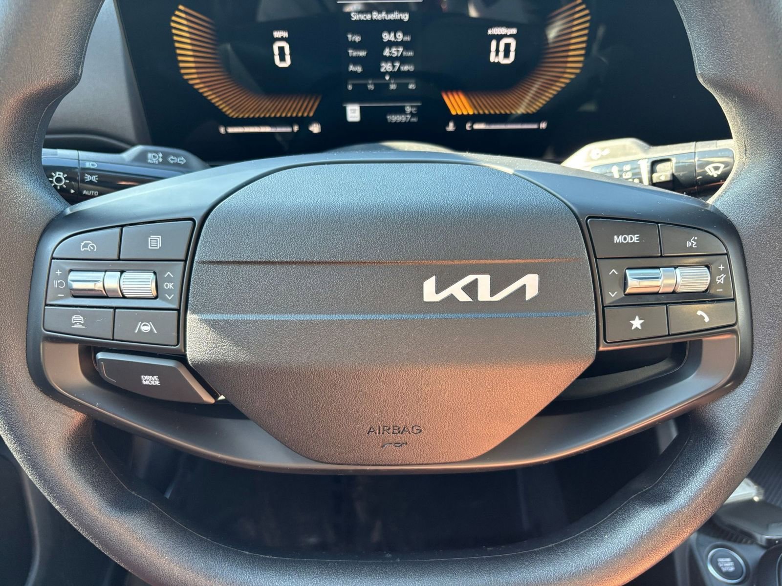 Used 2025 Kia K4 FWD image 28