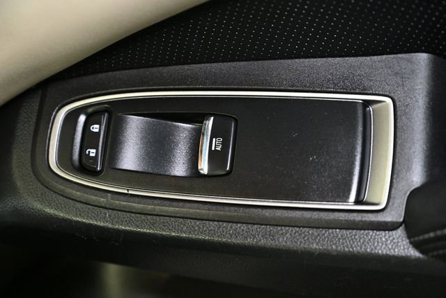 Used 2019 Subaru Ascent Limited AWD/4WD image 73