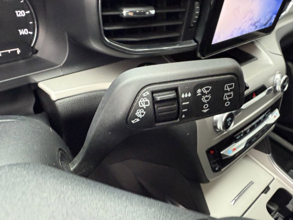 Used 2024 Ford Explorer XLT w/ Equipment Group 202A image 24