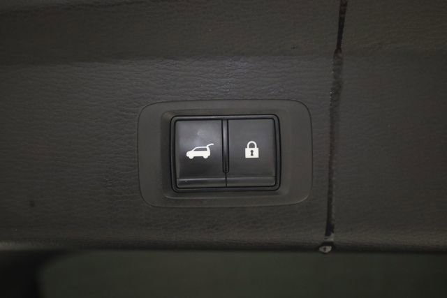 Used 2023 Mitsubishi Outlander SE image 34