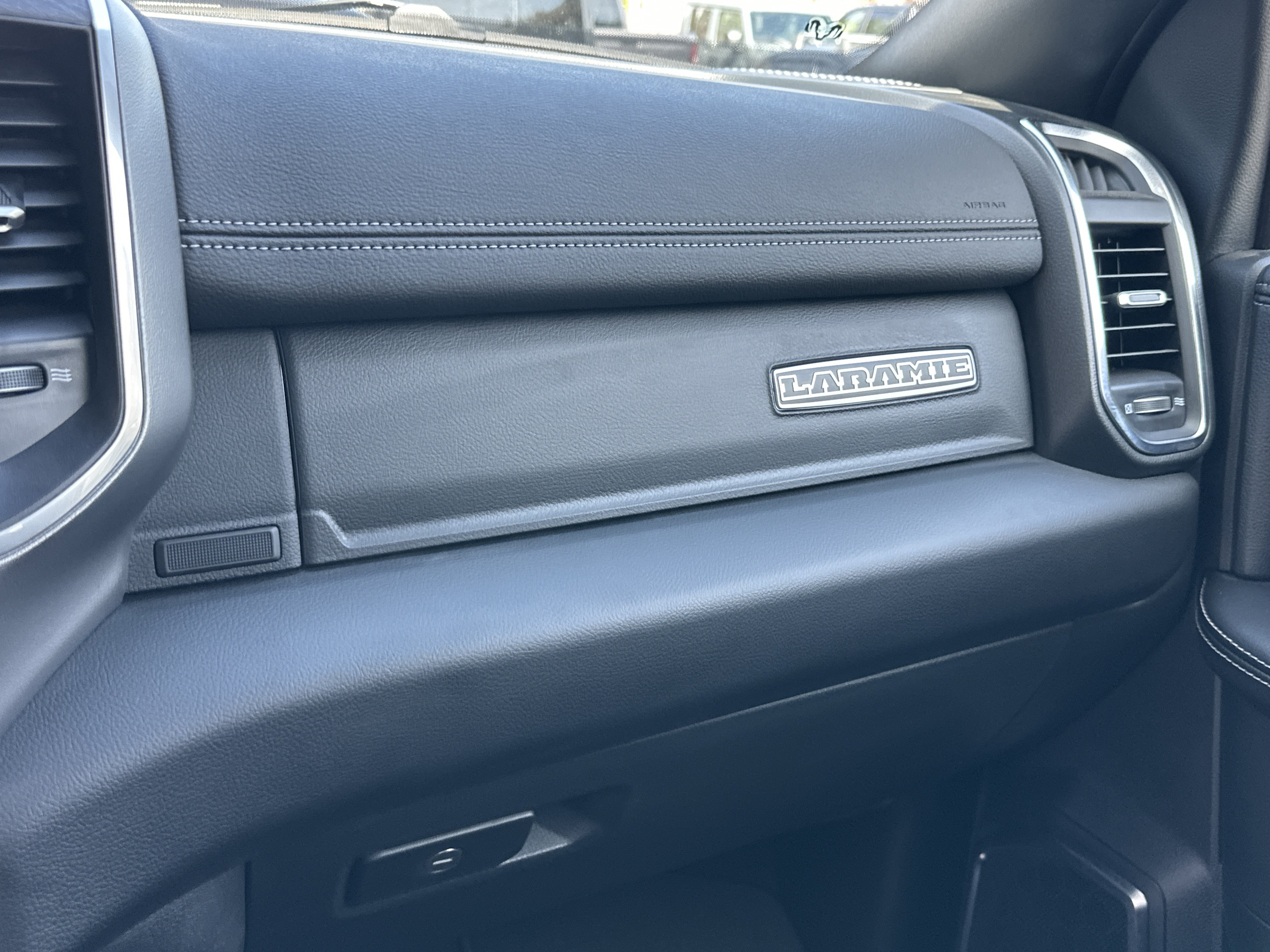 New 2027 RAM 2500 Laramie AWD/4WD image 5