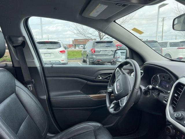 Used 2023 GMC Acadia SLE image 37