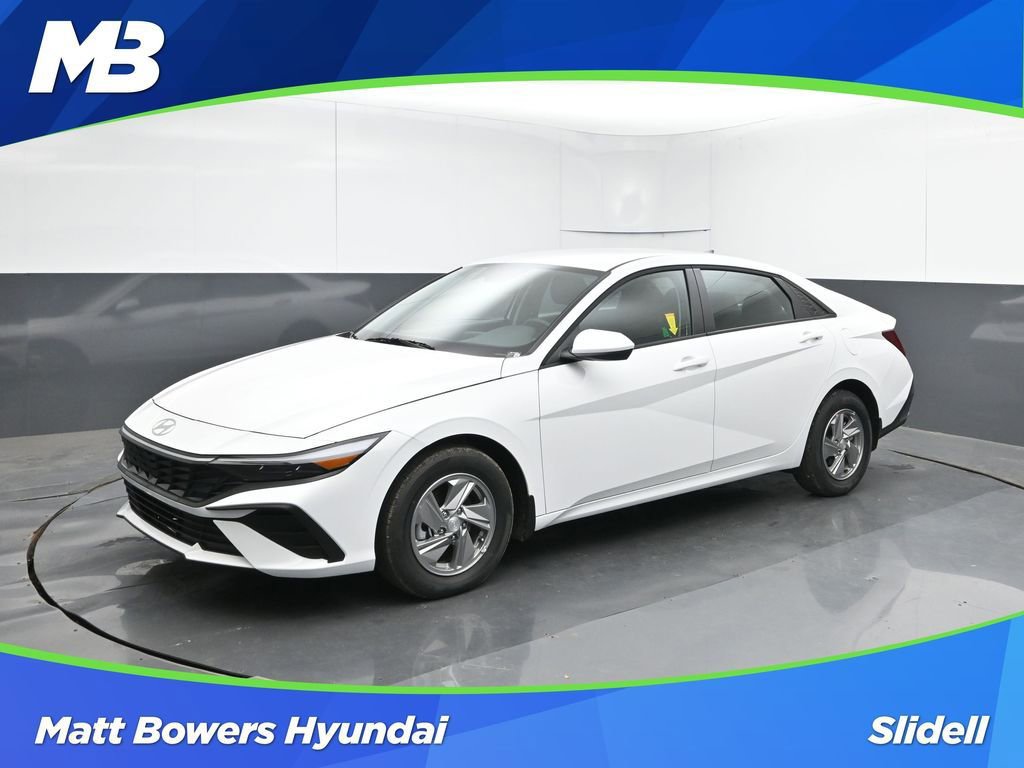 New 2026 Hyundai Elantra SE