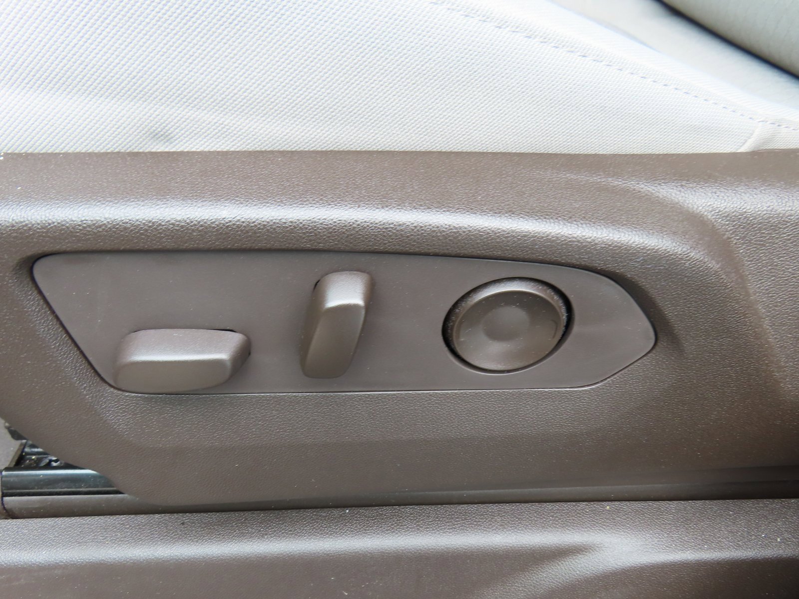 Used 2021 Chevrolet Tahoe LS image 31