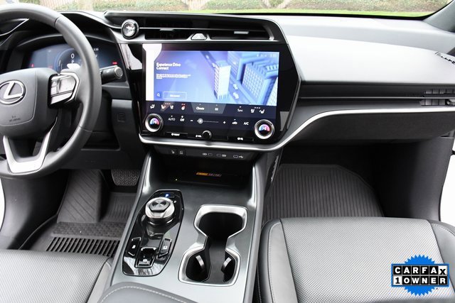 Used 2024 Lexus RZ 450e Premium image 8