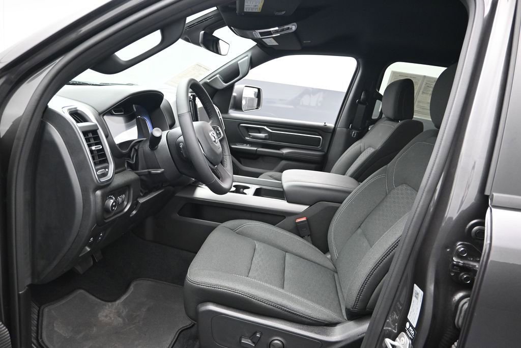 Used 2025 RAM 1500 Big Horn RWD image 11