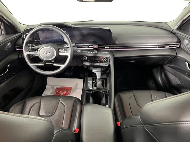 Used 2023 Hyundai Elantra Limited image 40