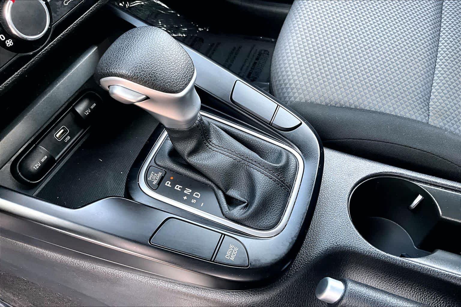 Used 2023 Kia Soul LX FWD image 16