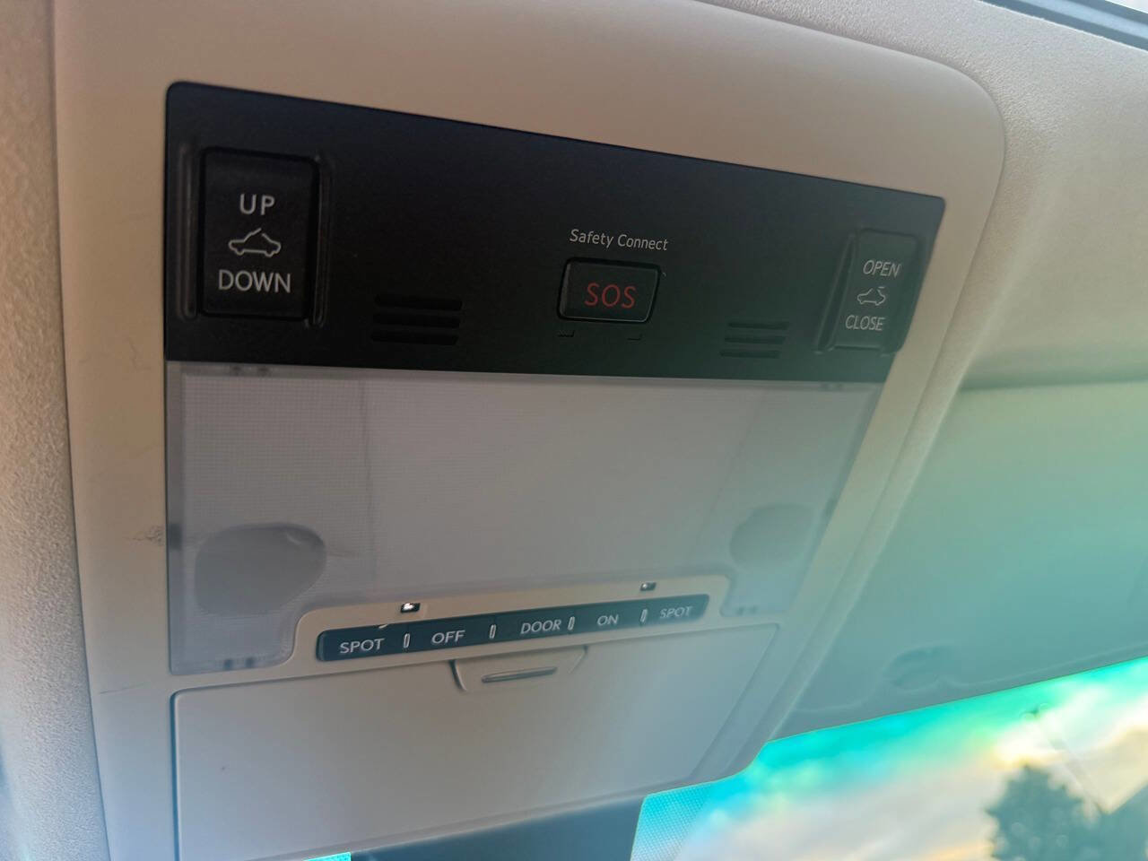 Used 2013 Lexus LS 460 w/ Comfort Pkg image 46