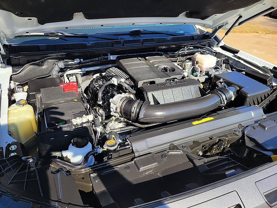 Certified 2025 Nissan Frontier SV w/ SV Convenience Package RWD image 16
