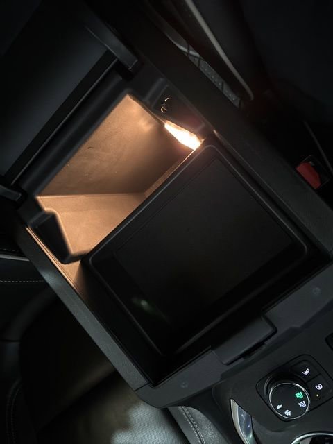 Used 2022 Chevrolet Traverse Premier w/ LPO, Floor Liner Package image 15