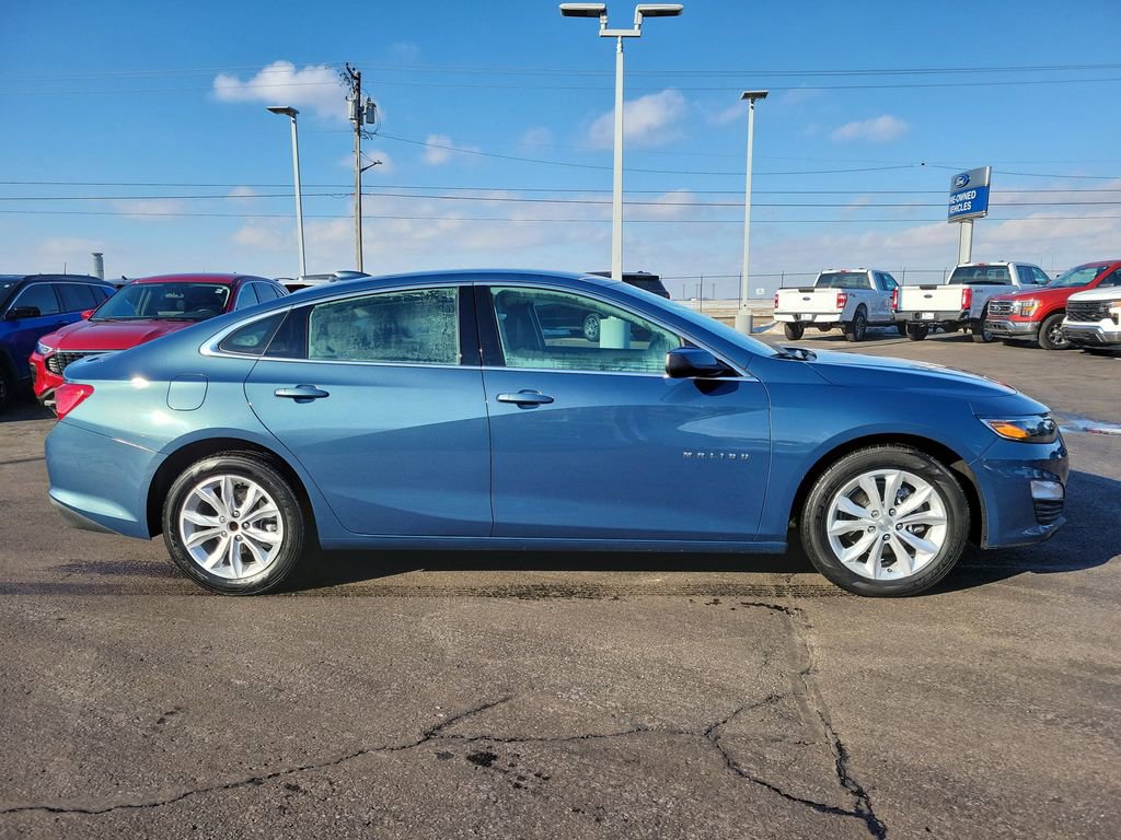 Used 2024 Chevrolet Malibu LT image 3