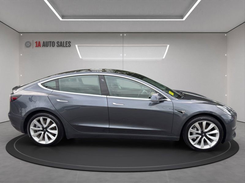 Used 2019 Tesla Model 3 Long Range image 6