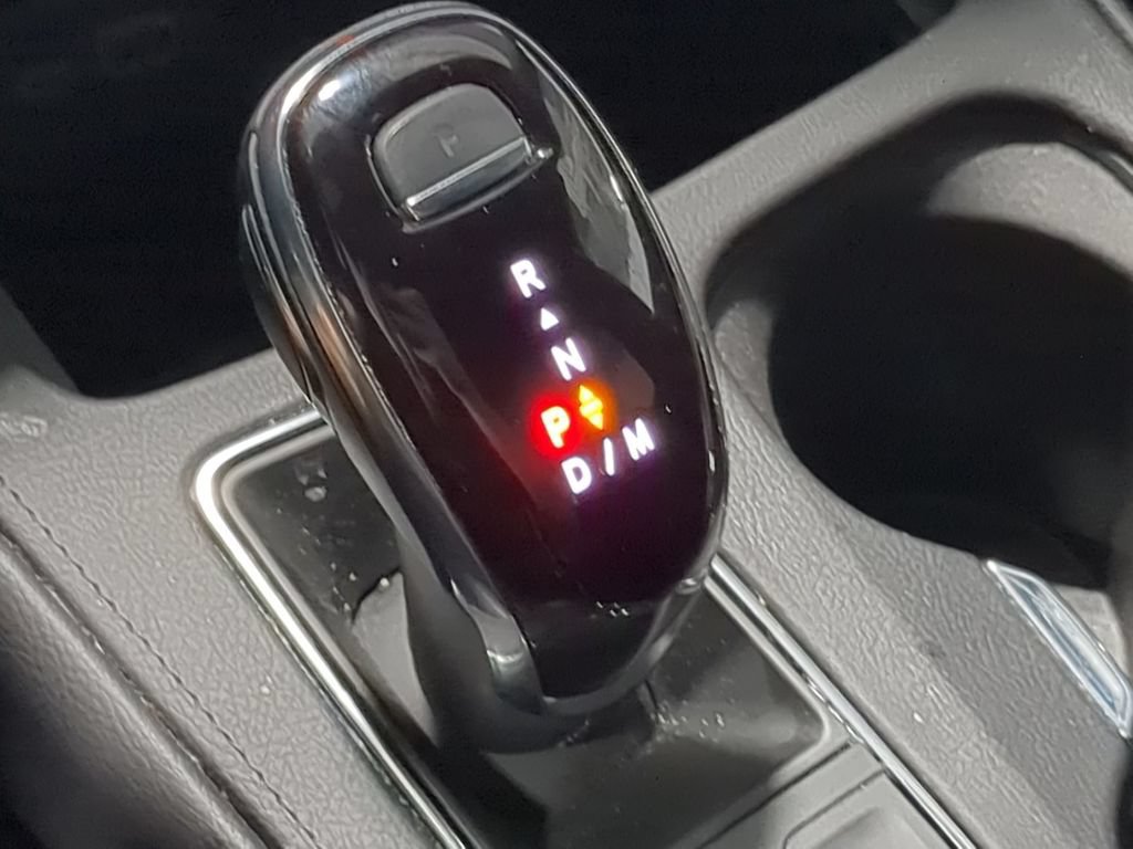 Used 2024 Cadillac XT4 Premium Luxury AWD/4WD image 30