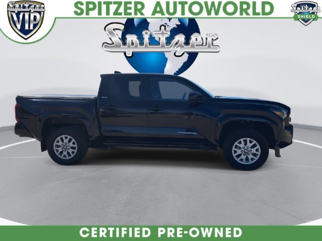 Used 2024 Toyota Tacoma SR5 AWD/4WD image 11