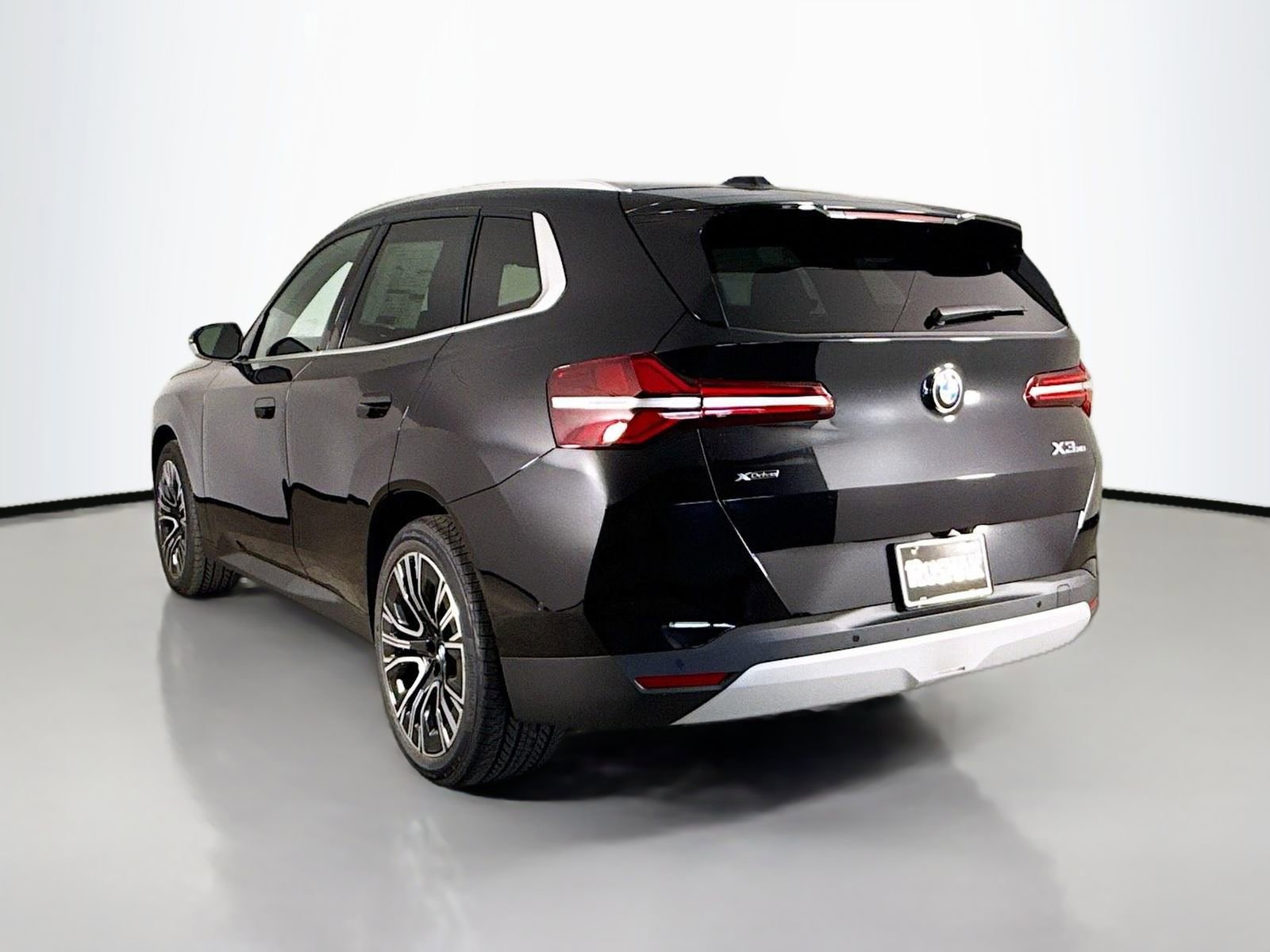 Used 2025 BMW X3 xDrive30i w/ Convenience Package image 5