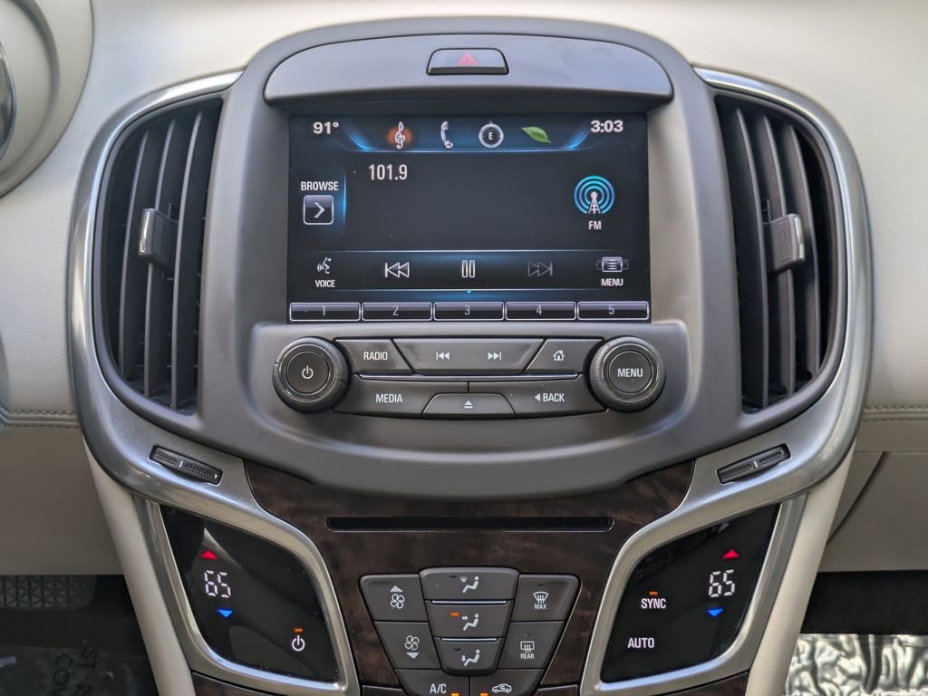 Used 2014 Buick LaCrosse image 17