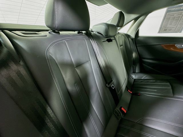 Used 2023 Audi A4 2.0T Premium w/ Convenience Package image 27