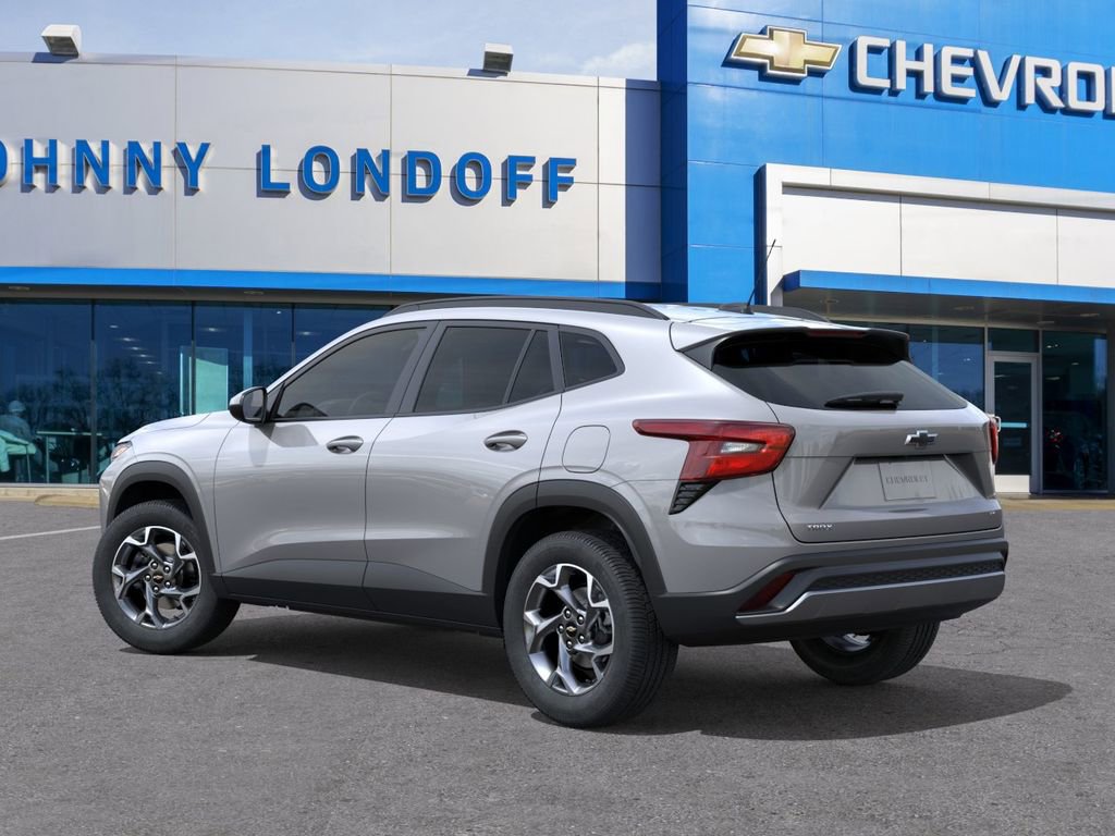 New 2026 Chevrolet Trax LT w/ Sunroof Package FWD image 3