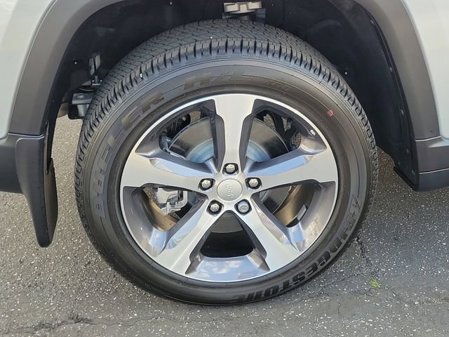 Used 2023 Jeep Grand Cherokee 4WD 4xe w/ Luxury Tech Group II image 6