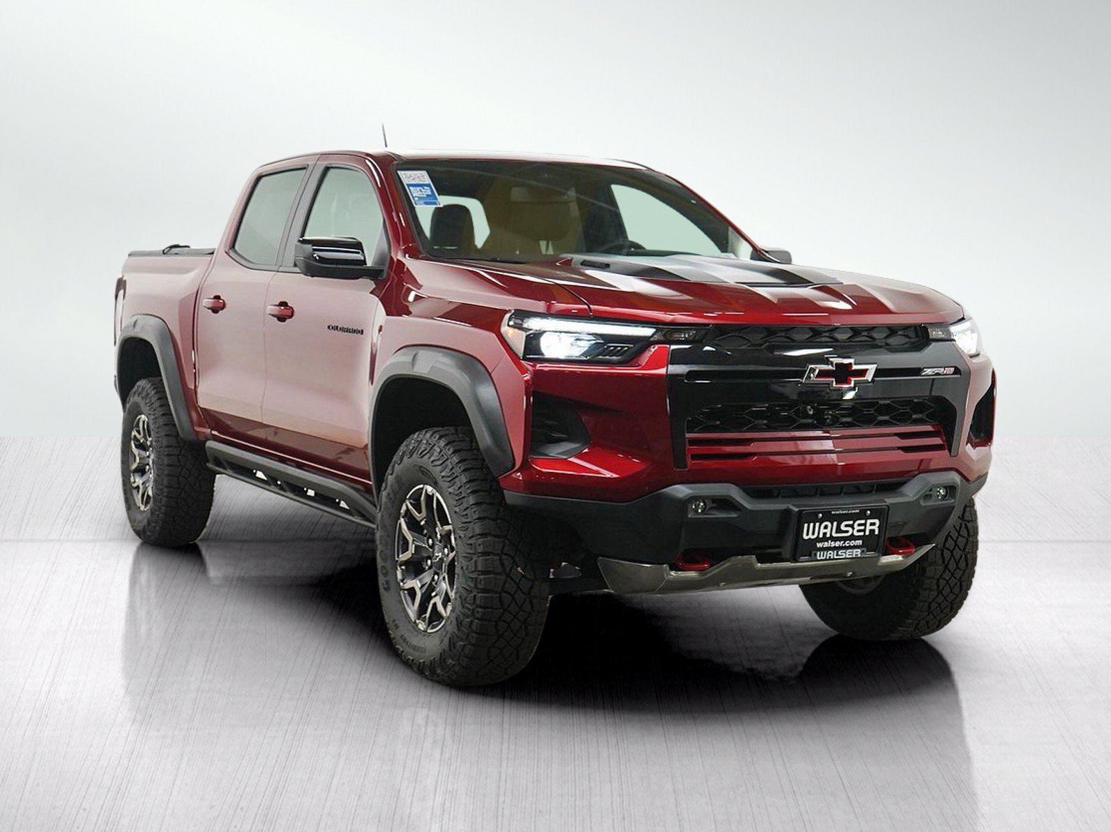 Used 2025 Chevrolet Colorado ZR2 w/ Technology Package AWD/4WD image 7