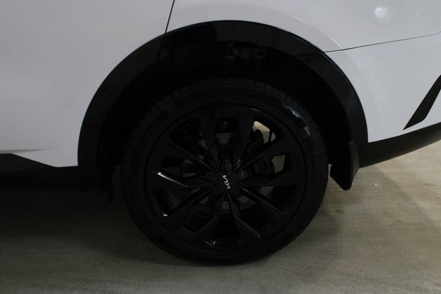 Used 2023 Kia Sorento SX image 30