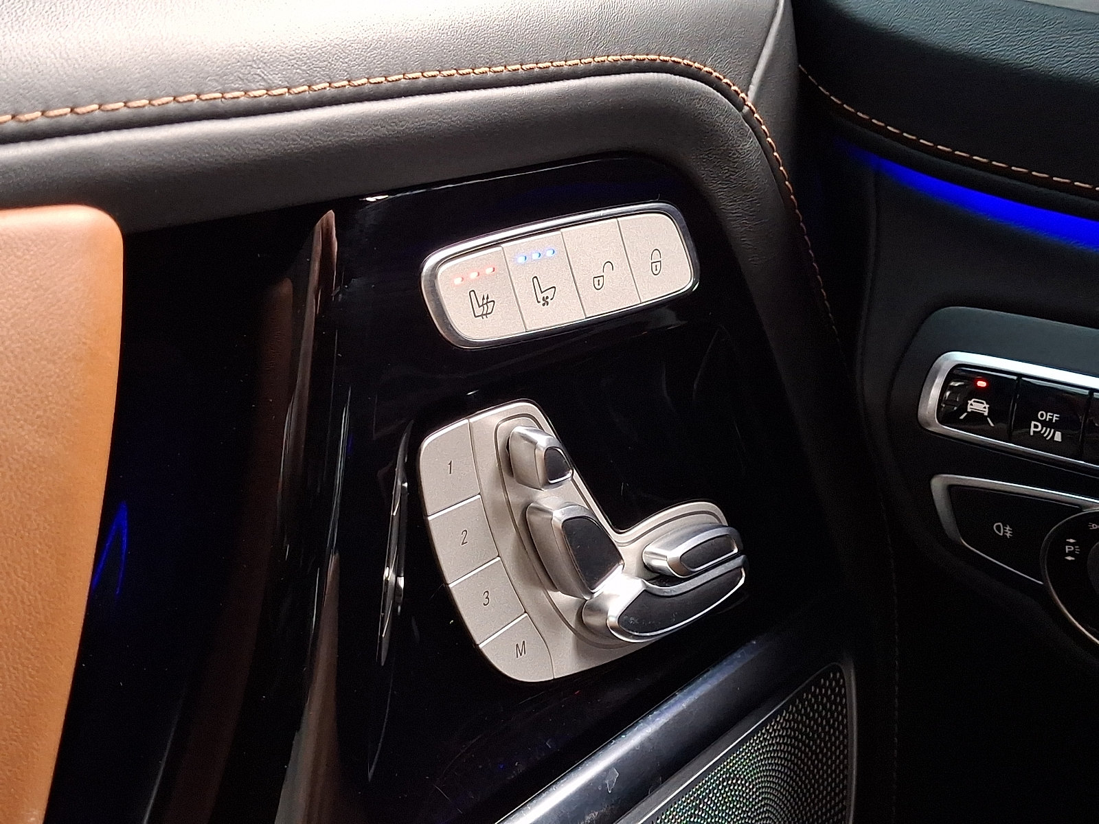 Certified 2022 Mercedes-Benz G 550 image 27