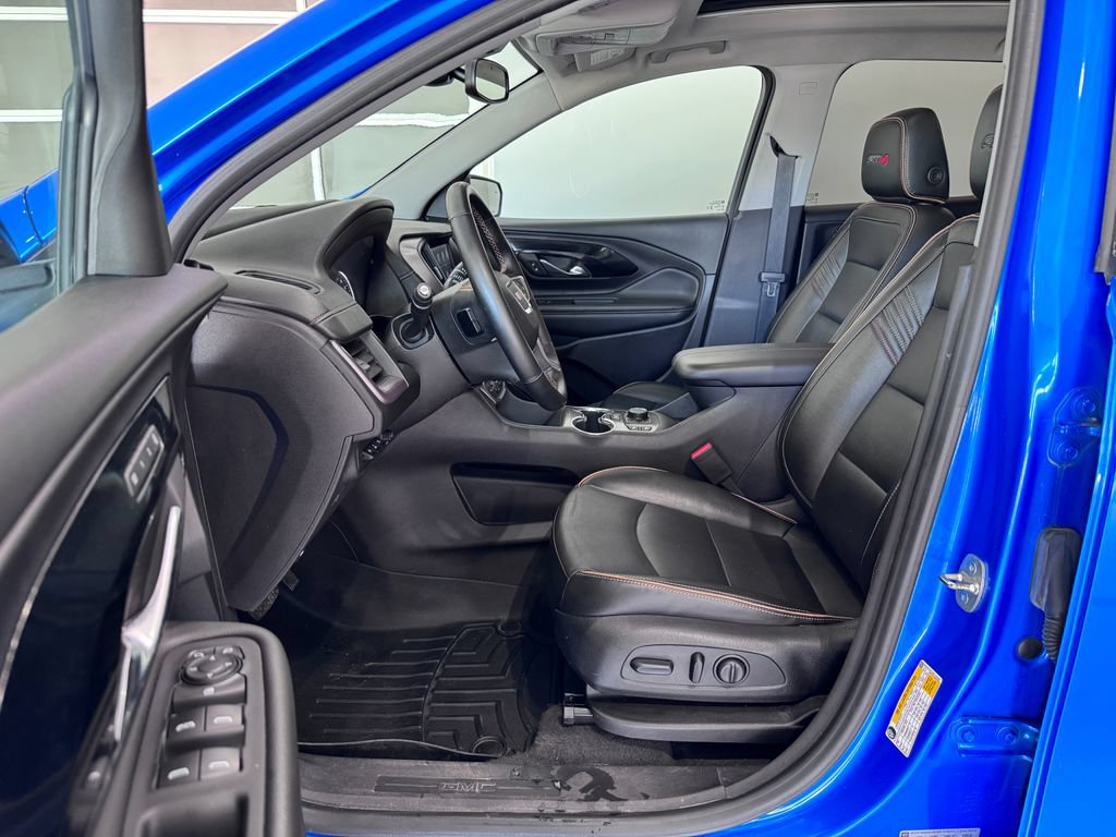 Certified 2024 GMC Terrain AT4 w/ Tech Package AWD/4WD image 8