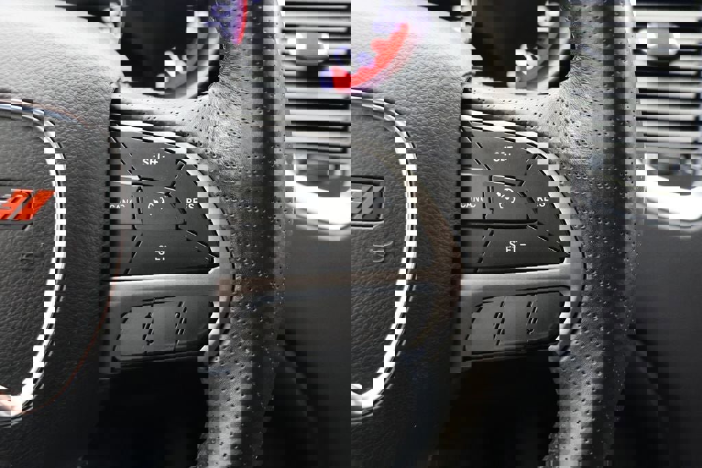 Used 2020 Dodge Durango SXT image 19