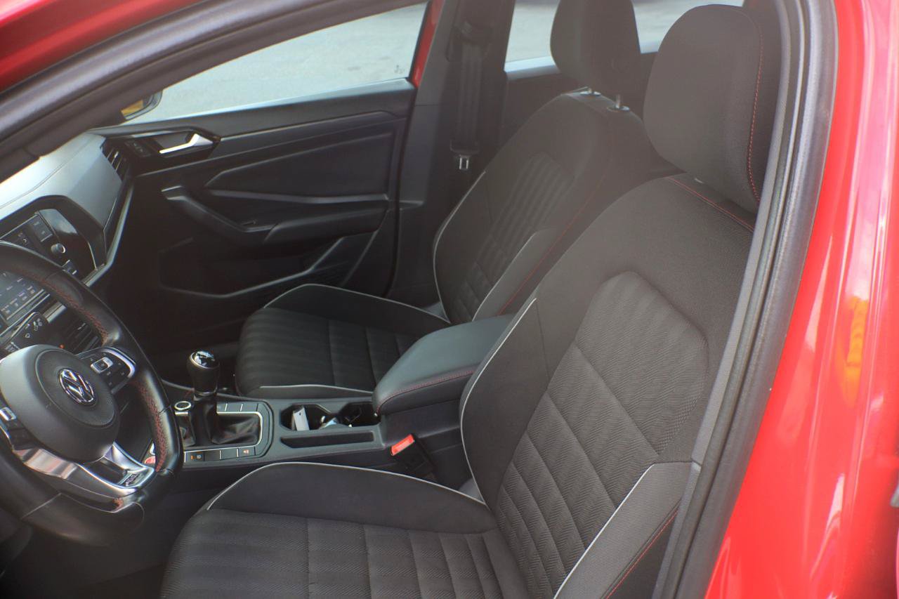 Used 2020 Volkswagen Jetta GLI FWD image 11