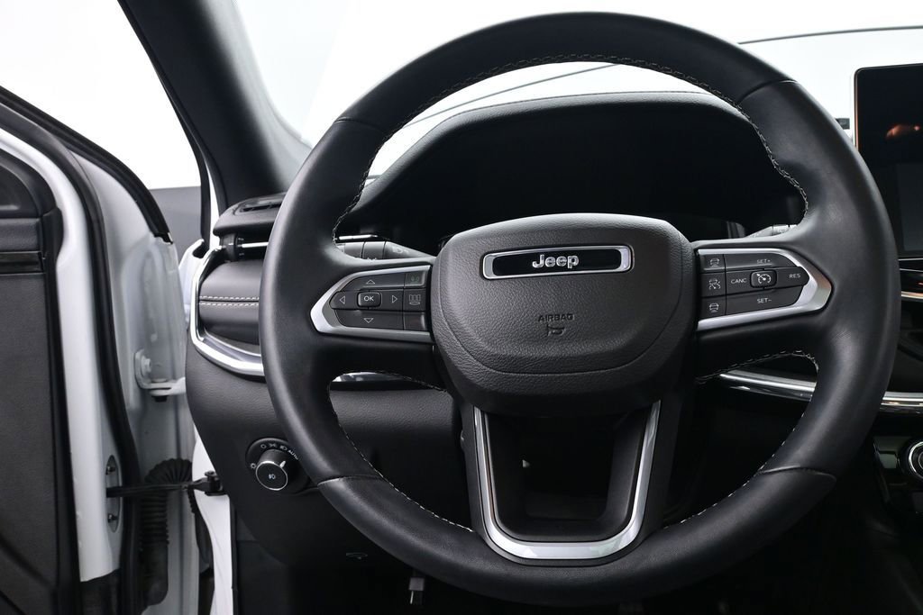 Used 2022 Jeep Compass High Altitude AWD/4WD image 27