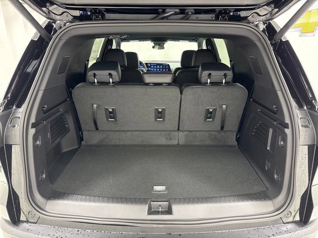 New 2026 Chevrolet Traverse LT w/ Midnight/Sport Edition image 16