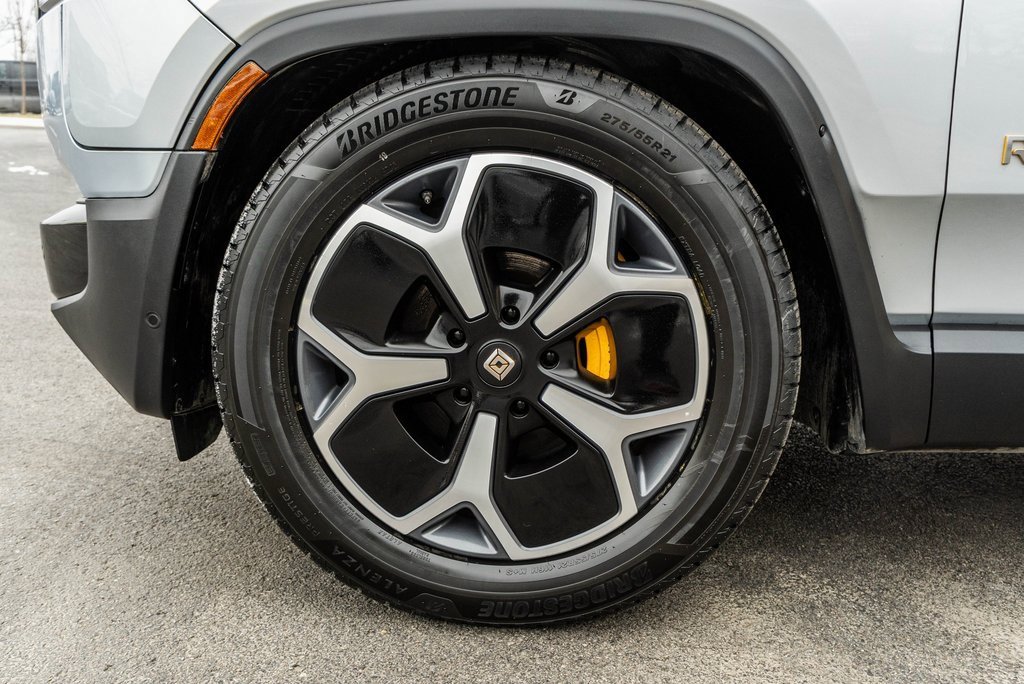 Used 2024 Rivian R1S Adventure image 42