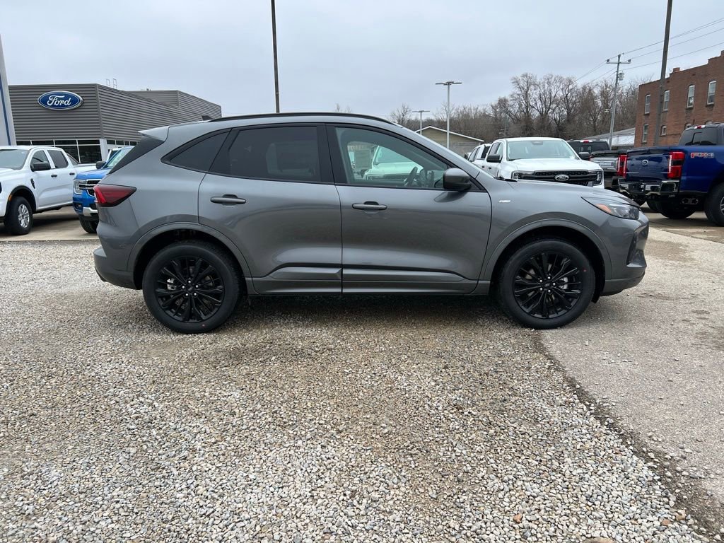 New 2026 Ford Escape ST-Line Elite w/ Equipment Group 501A image 9