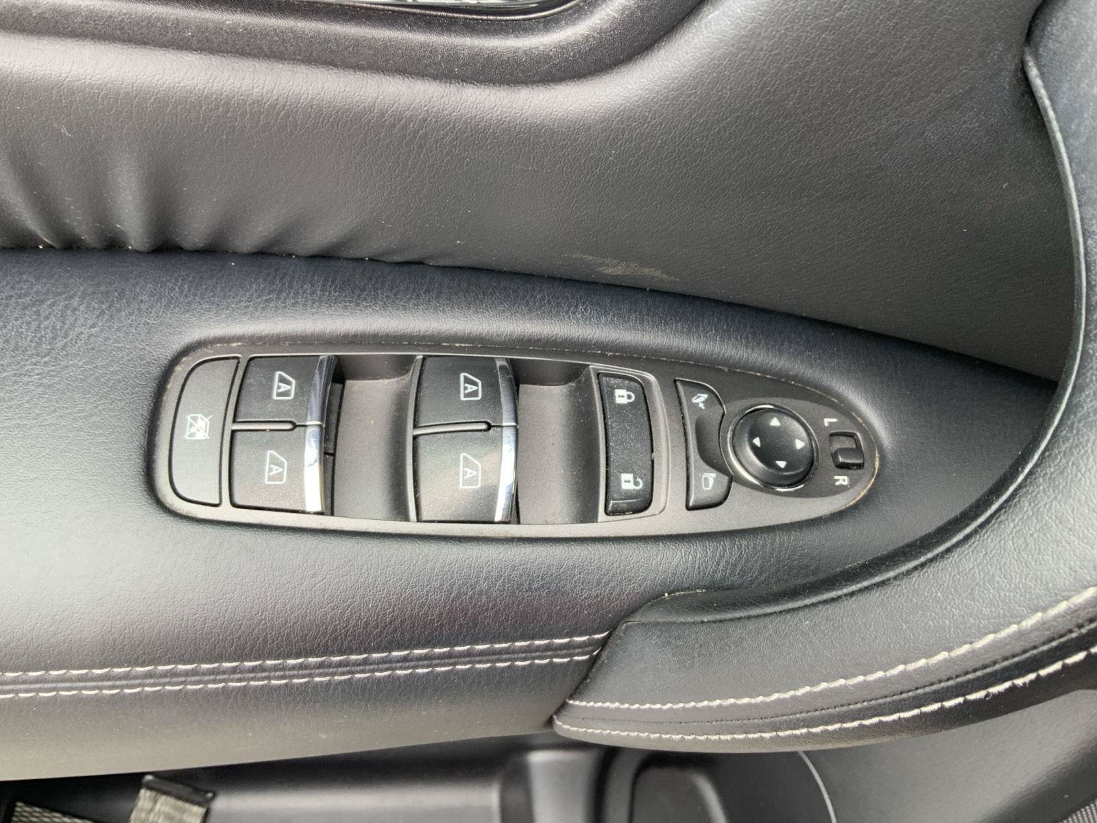 Used 2019 Nissan Armada SL w/ Premium Package AWD/4WD image 26