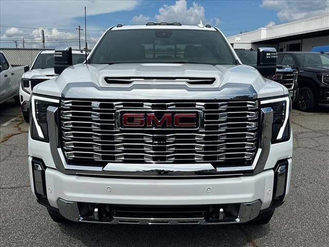New 2026 GMC Sierra 2500 Denali w/ Denali Reserve Package AWD/4WD image 4