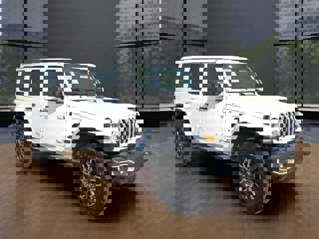 Used 2025 Jeep Wrangler Sahara image 7